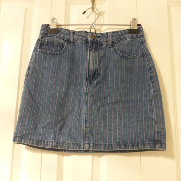 FOREVER 21 blue and pink pinstripe denim jacket and skirt set - Picture 11 of 15